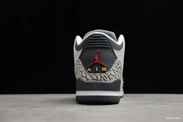 HYPE CT8532-012 Grey Jordan (2021) Cool Retro Air 3 0625